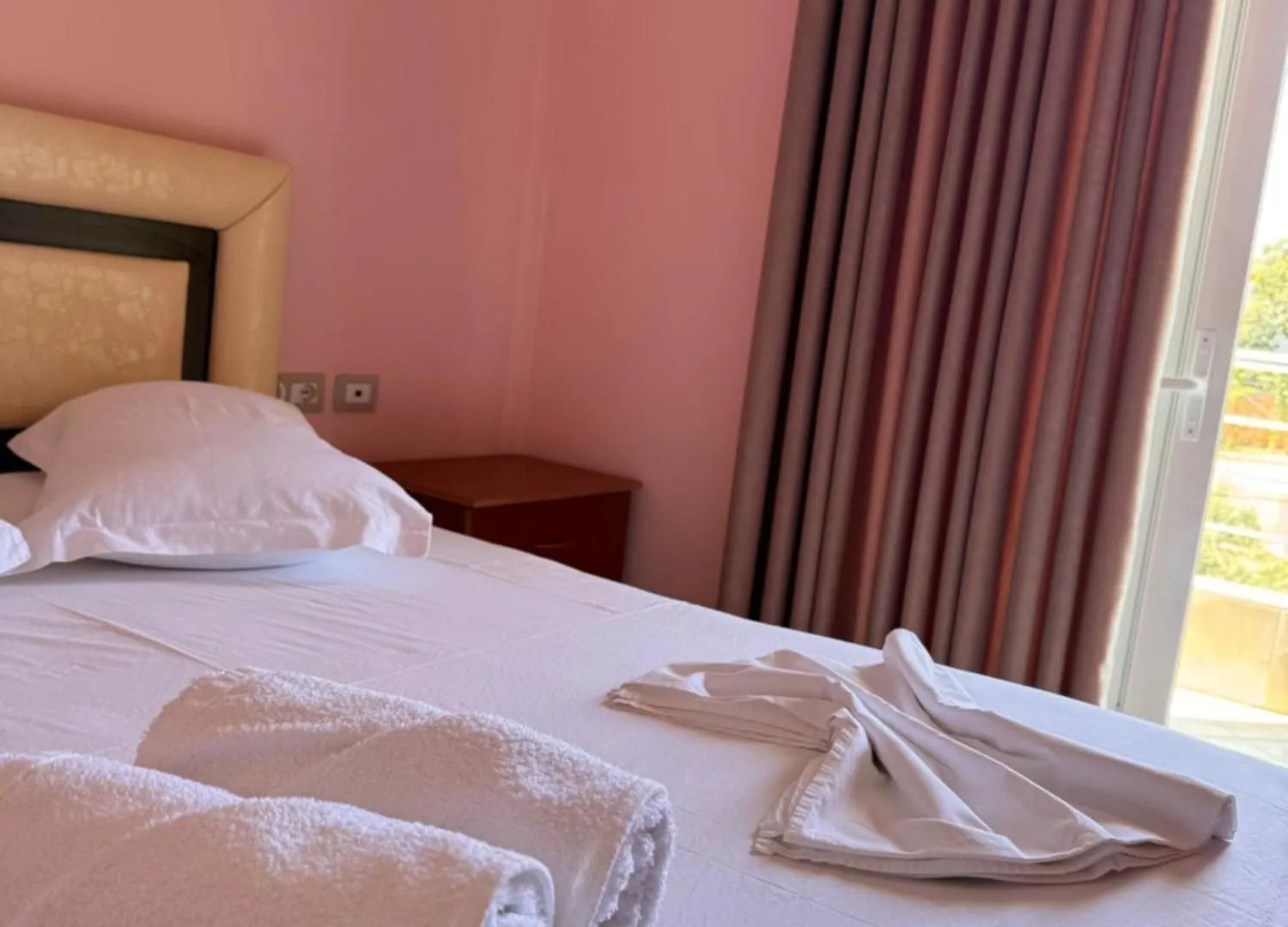 Amelia Apartments Ksamil
