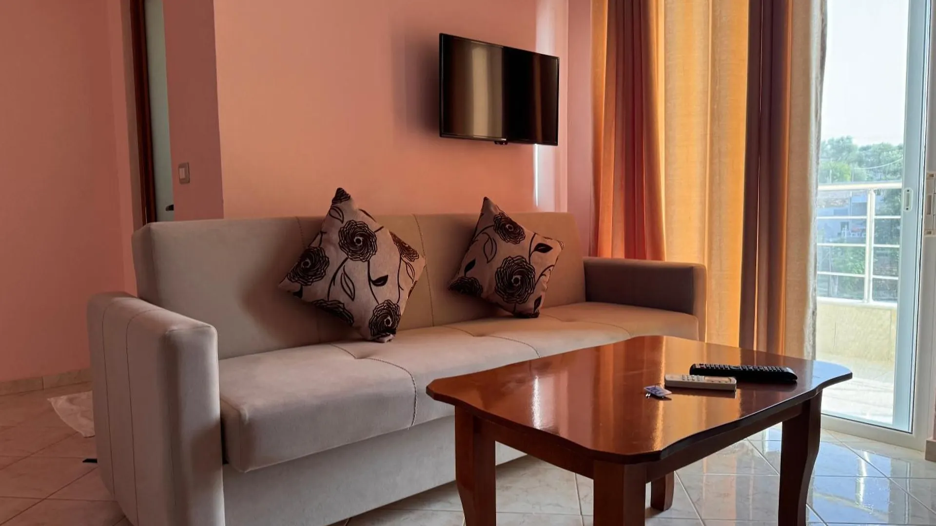 Amelia Apartments Ksamil
