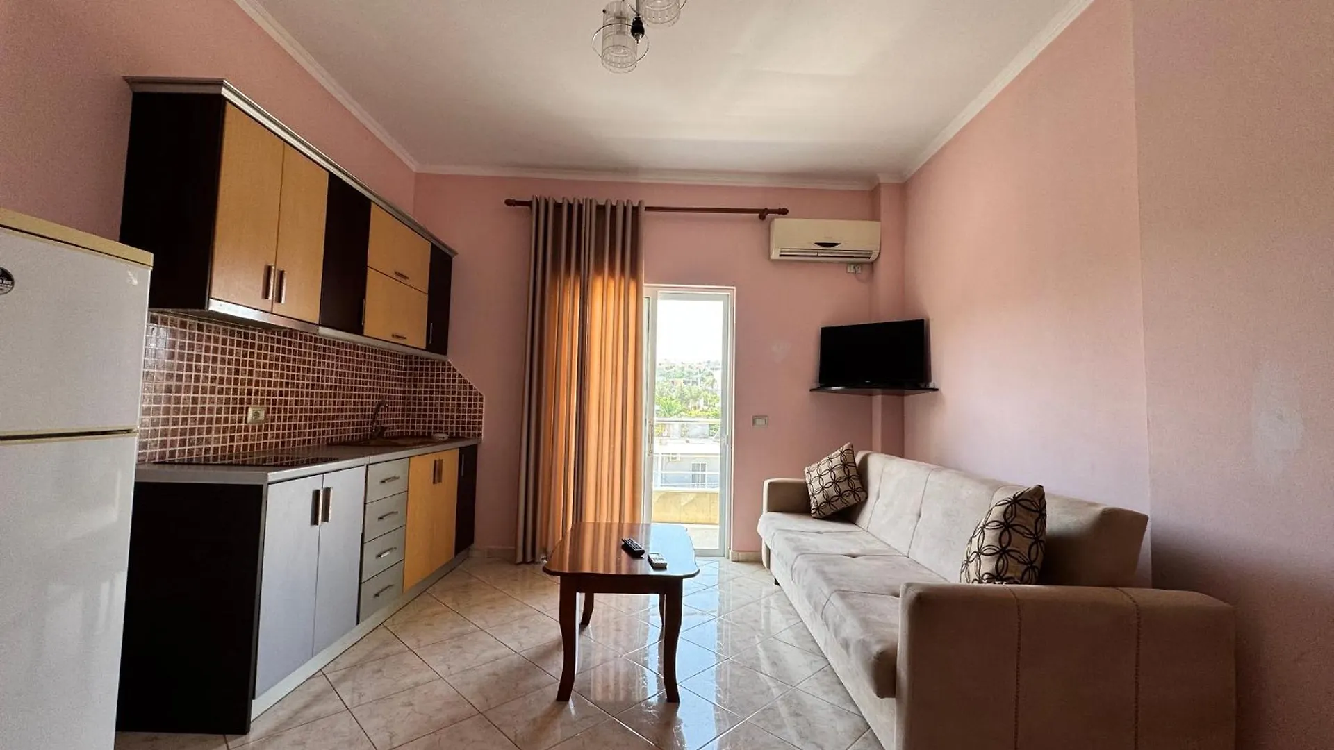 Amelia Apartments Ksamil