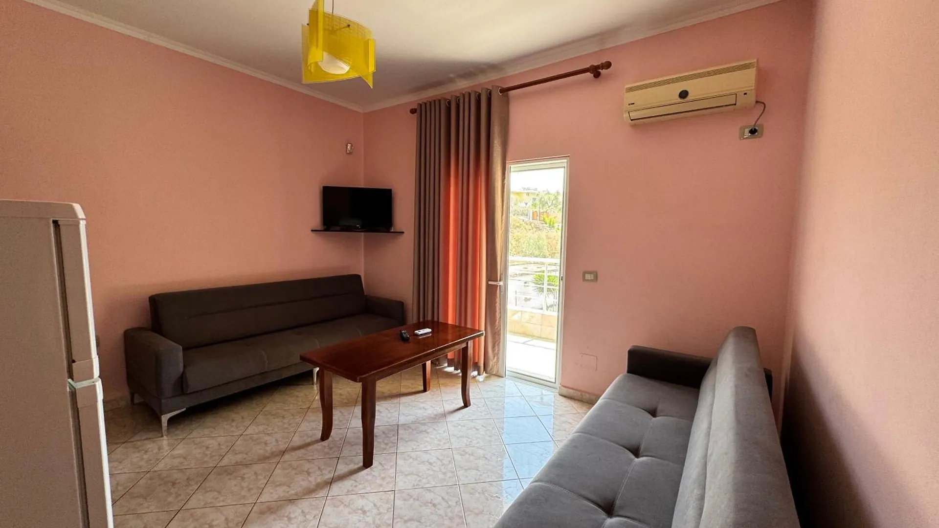Amelia Apartments Ksamil
